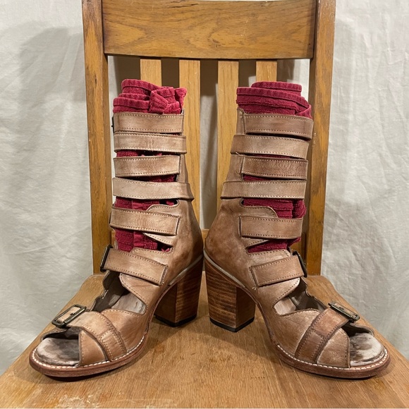 Freebird by Steven Bond Sandal Size 8 - Picture 7 of 14